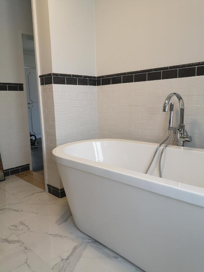 Bed and Breakfast Den Hoge Doorn Harelbeke Экстерьер фото